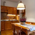 Ξενοδοχείο με διαμερίσματα Cima Jazzi 3*