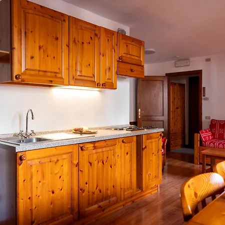 Cima Jazzi Aparthotel 3*